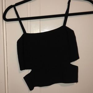 LF SEEK BLACK STRETCH CUT OUT CROP TANK TOP